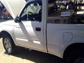 2004 TOYOTA TACOMA, WHITE, SR5 MODEL, STD CAB, 2.4L, AT, 2WD,  Z25173